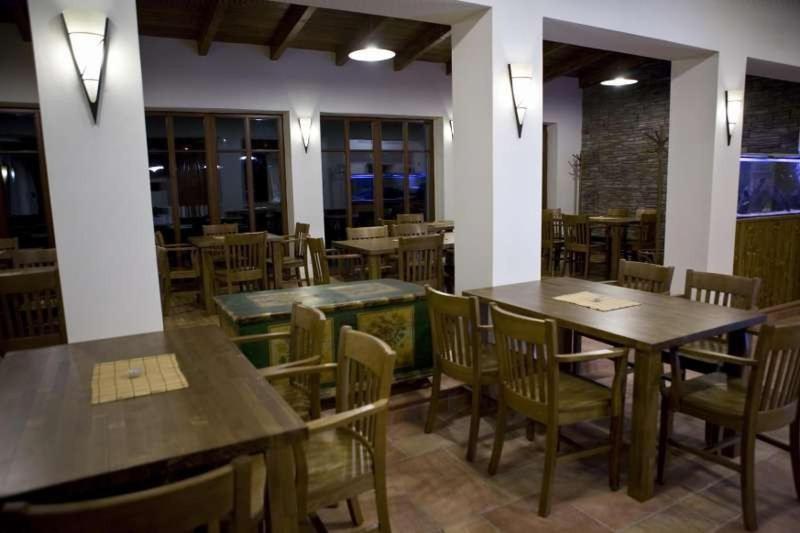 Hotel Farmarska Basta Velký Újezd Exterior foto